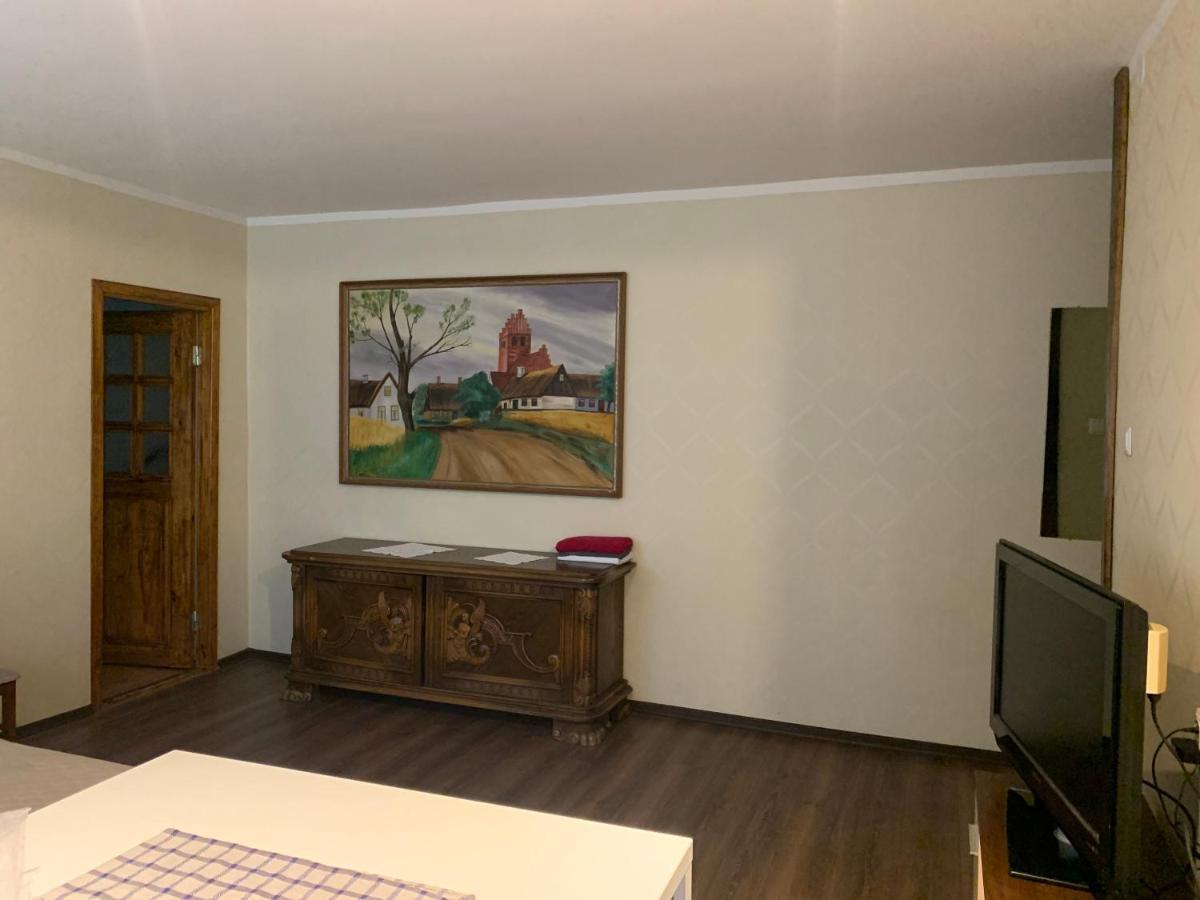 Riia 10, 2-Bedroom Apartment - 2 Big Beds 1 Extra Bed-Parking Free タルトゥ エクステリア 写真