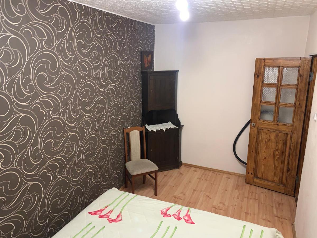 Riia 10, 2-Bedroom Apartment - 2 Big Beds 1 Extra Bed-Parking Free タルトゥ エクステリア 写真
