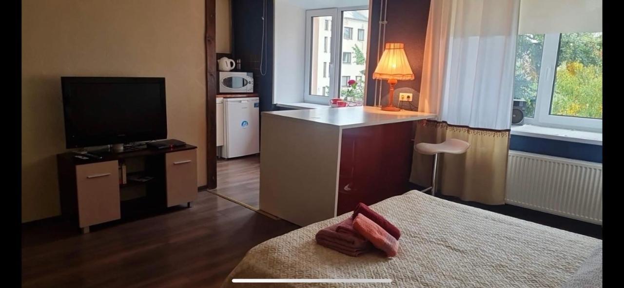 Riia 10, 2-Bedroom Apartment - 2 Big Beds 1 Extra Bed-Parking Free タルトゥ エクステリア 写真